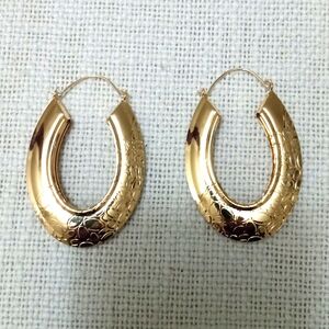 NWOT Big golden earrings